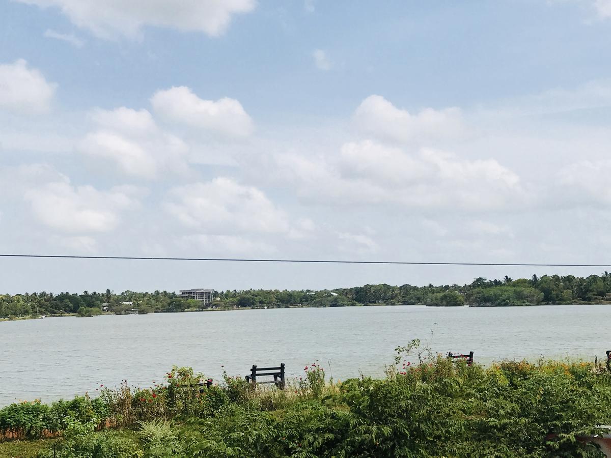 Lake City Resort Anuradhapura Exteriör bild