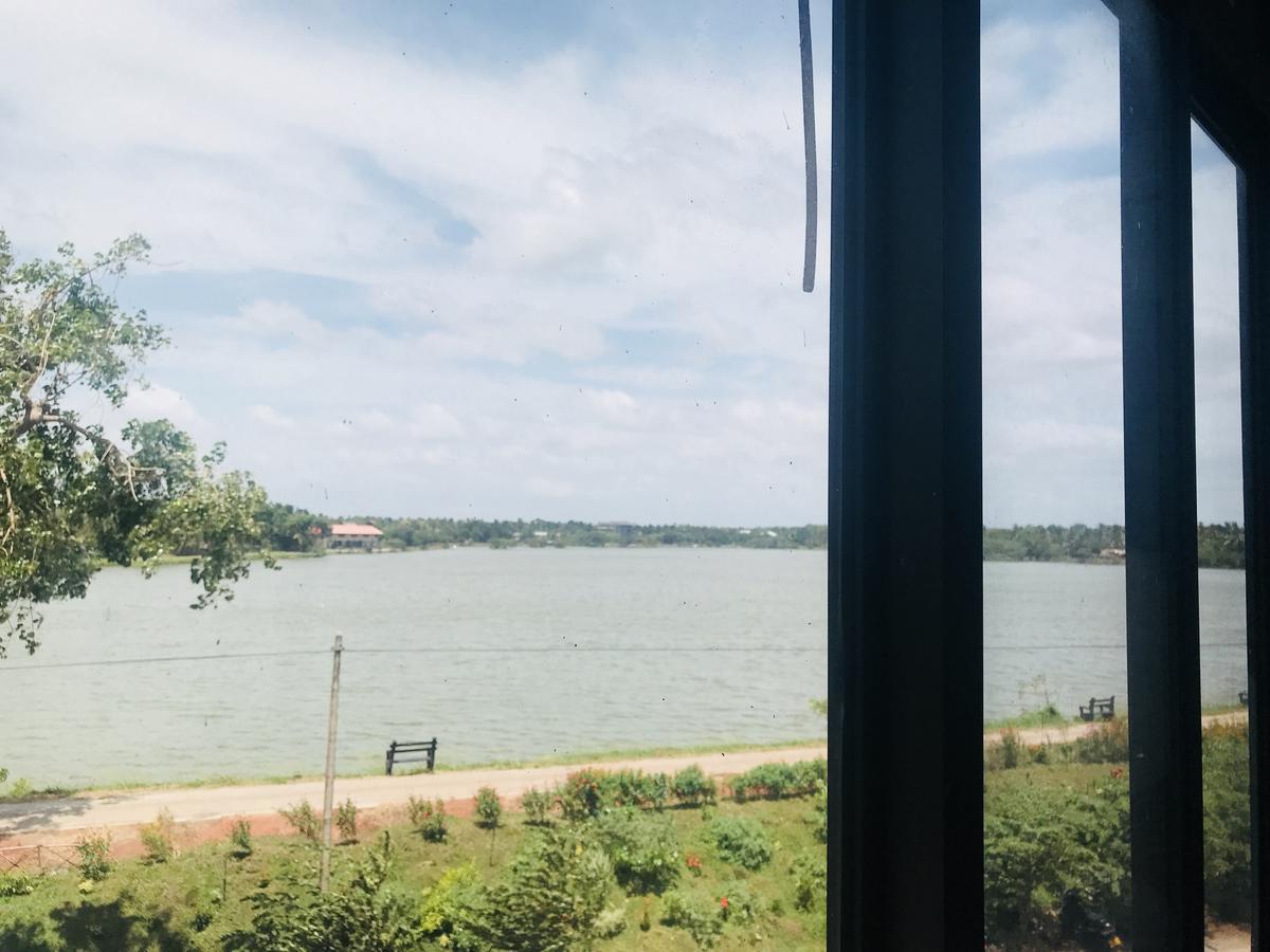 Lake City Resort Anuradhapura Exteriör bild